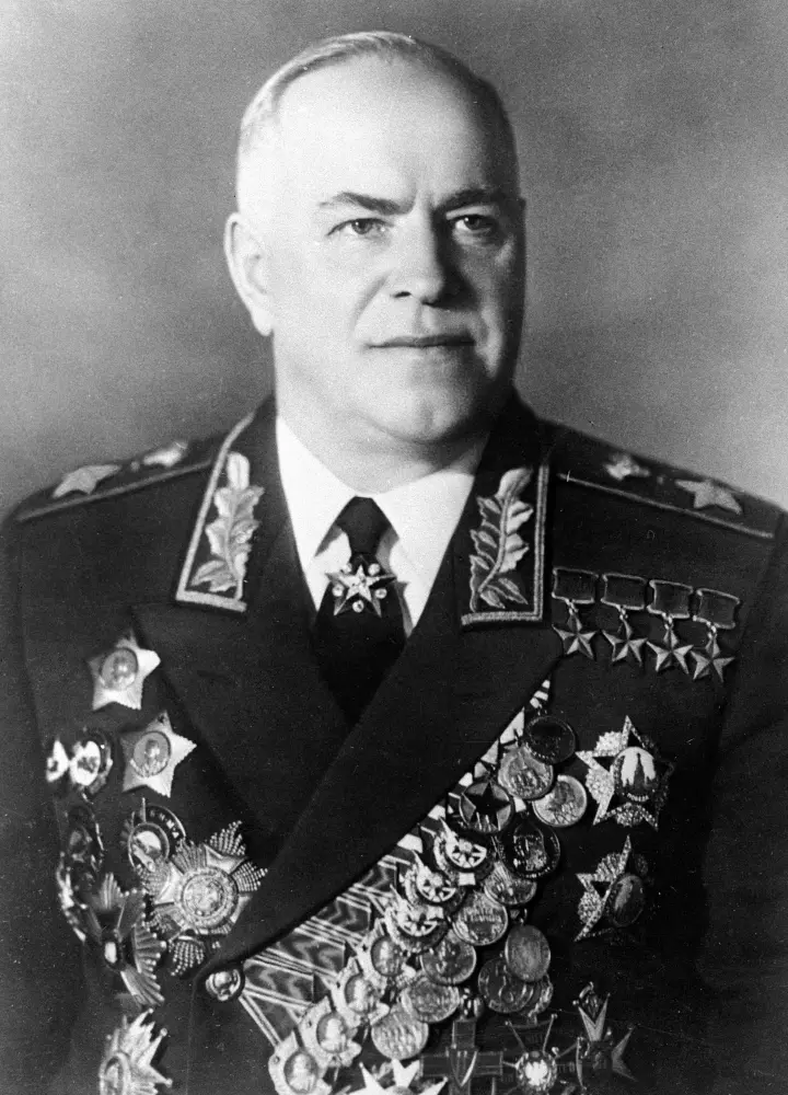 Кто из приведенных ниже военачальников участвовал в битве, которой ...